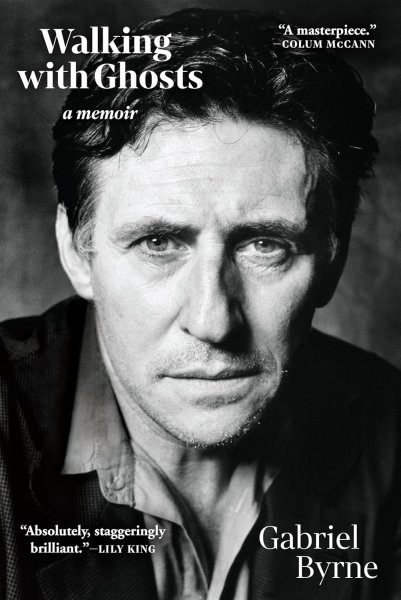 Couverture du livre : Walking with Ghosts