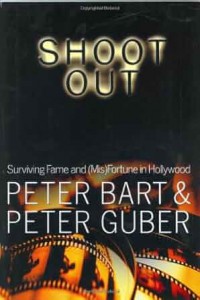 Couverture du livre Shoot Out - de Peter Bart et Peter Guber