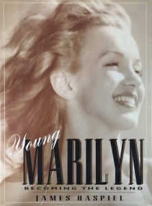 Couverture du livre Young Marilyn - de James&nbsp;Haspiel