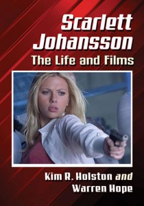 Cover of the book Scarlett Johansson - by Kim R. Holston and Warren Hope
