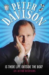 Couverture du livre Is There Life Outside the Box? - de Peter&nbsp;Davison