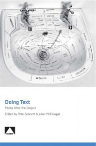 Couverture du livre Doing Text - Sous la direction de Pete Bennett et Julian McDougall